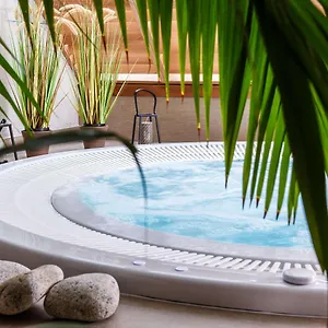 3* Hotel Best Western Les Bains Et Spa